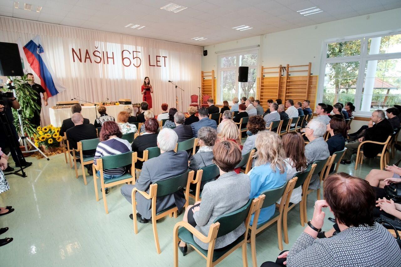 65 let Doma upokojencev in oskrbovancev Impoljca